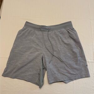 Lululemon Zeroed In Shorts Men’s Medium Gray Performance Training